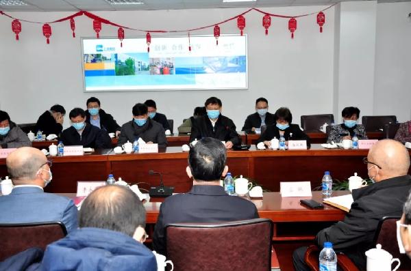 強采購、穩(wěn)保供，上海市副市長許昆林檢查市醫(yī)療物資備貨供應